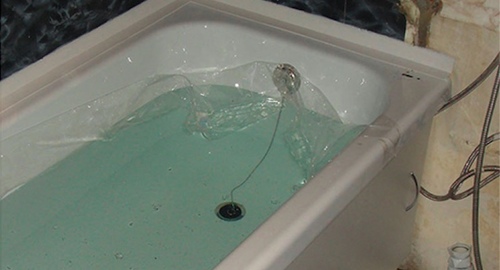 Установкой акрилового вкладыша | Чашниково